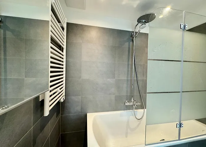 Modern Premium With Balcony Βιέννη
