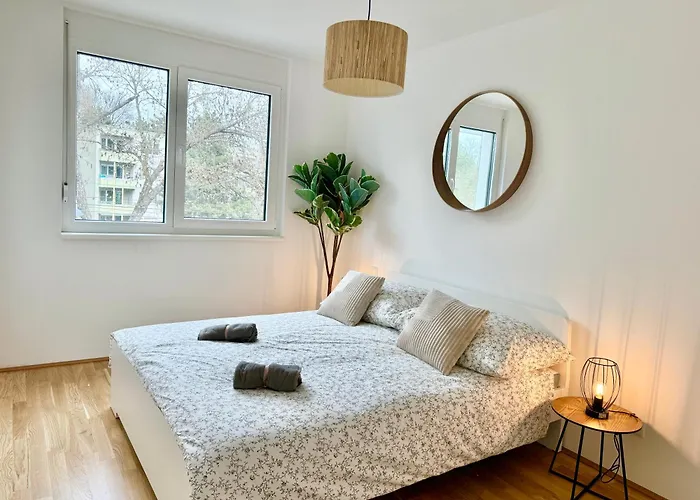 Διαμέρισμα Modern Premium With Balcony
