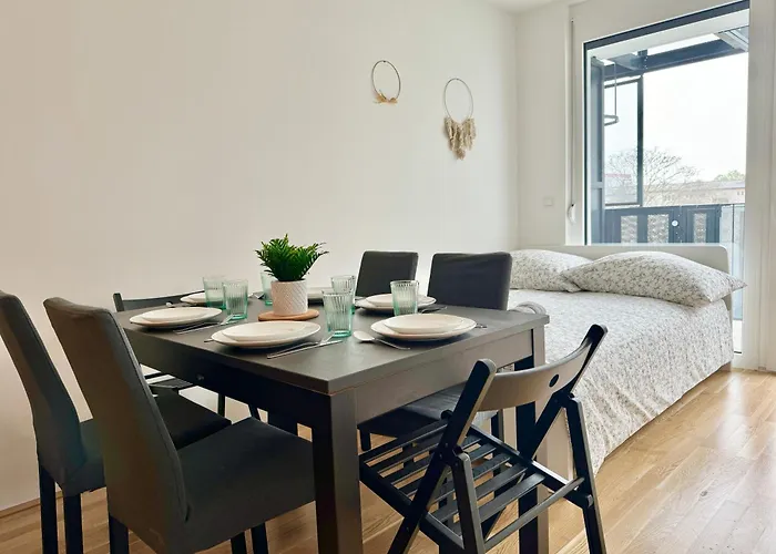 Modern Premium With Balcony