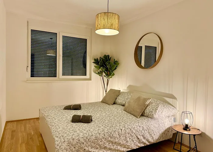 Modern Premium With Balcony * Βιέννη