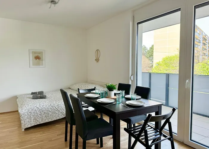 Modern Premium With Balcony Βιέννη