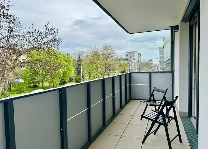 Modern Premium With Balcony Διαμέρισμα