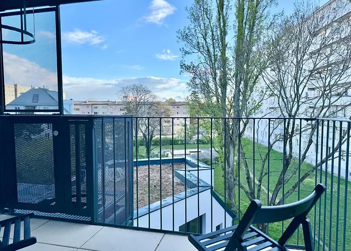 Modern Premium With Balcony